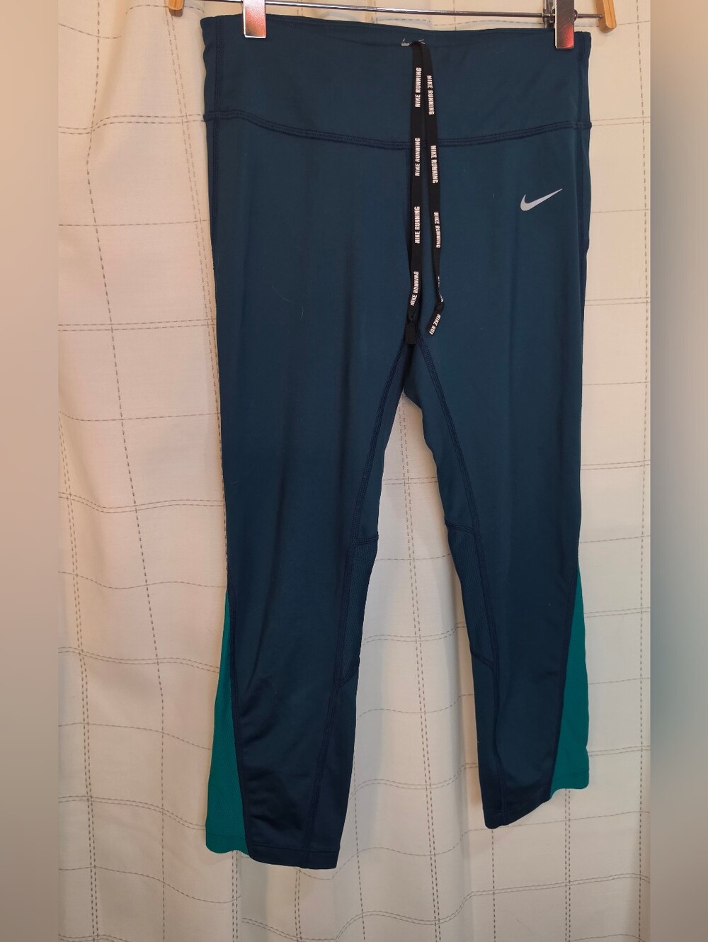 Nike DRI-FIT Capri Active Legging
